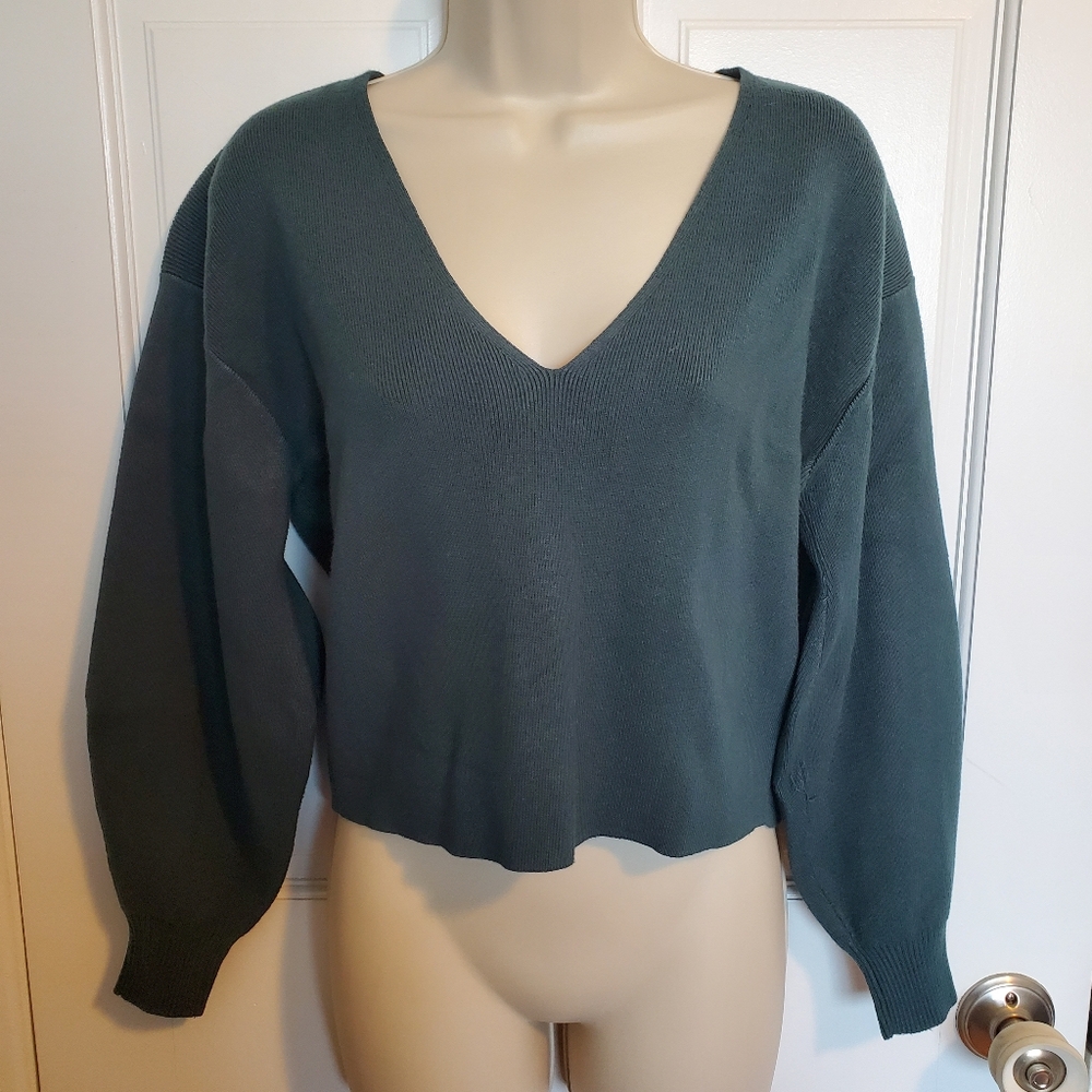 Dynamite Deep Green V-Neck Sweater
